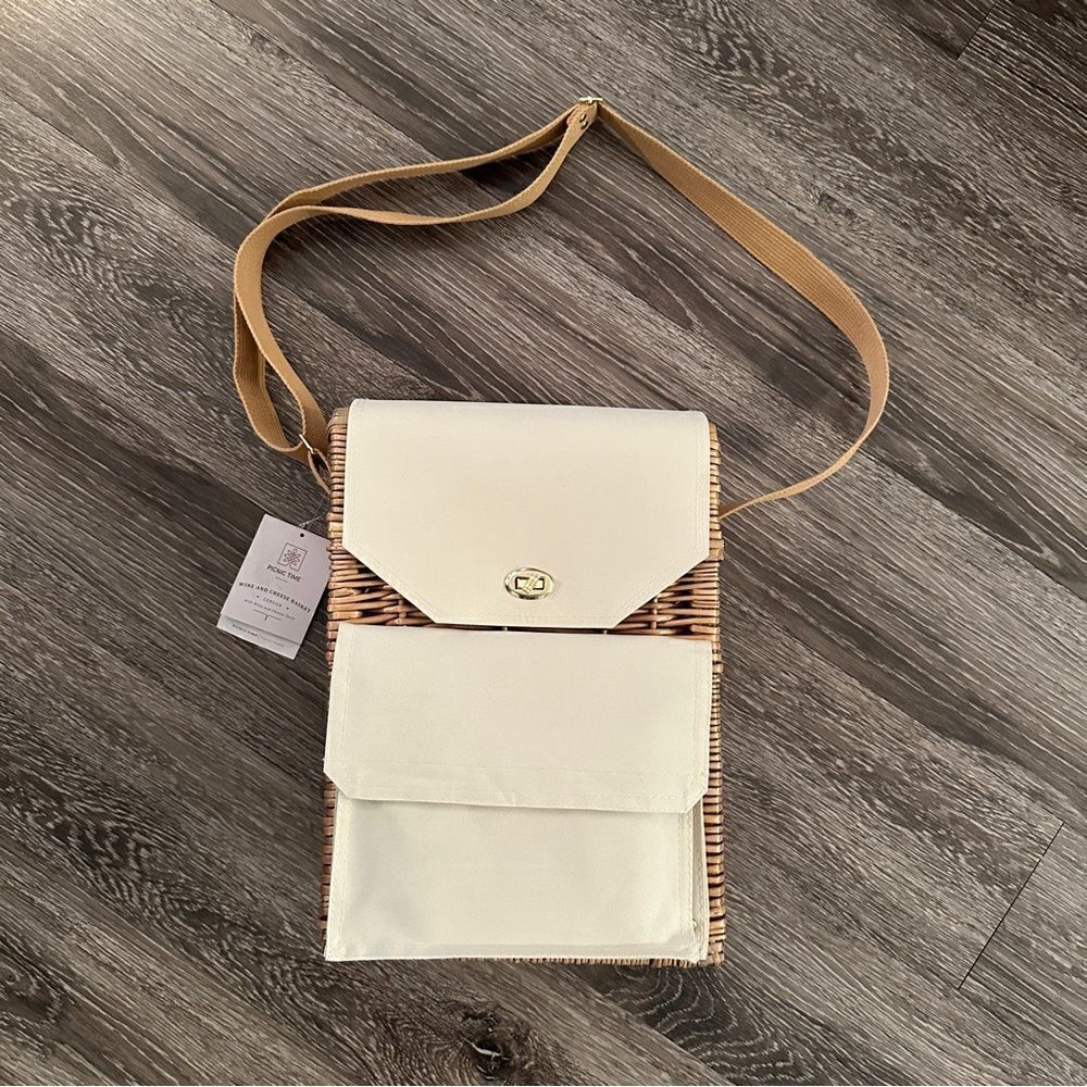 Corsica Wine & Cheese Picnic Basket